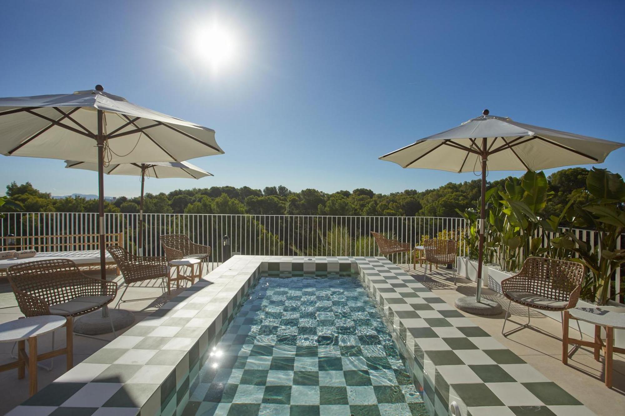 Belle Marivent Mediterranean Petit 4*