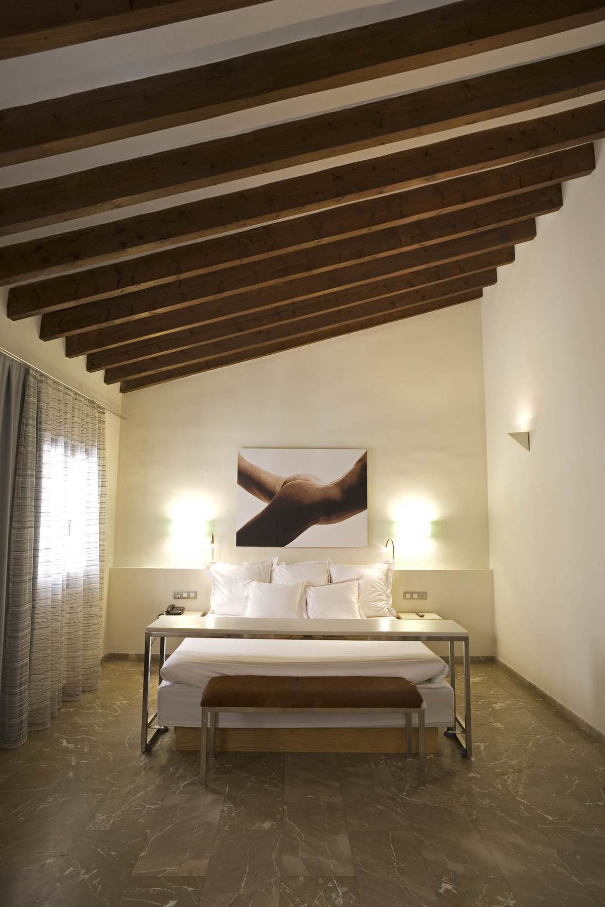 Petit Palace Tres Hotel