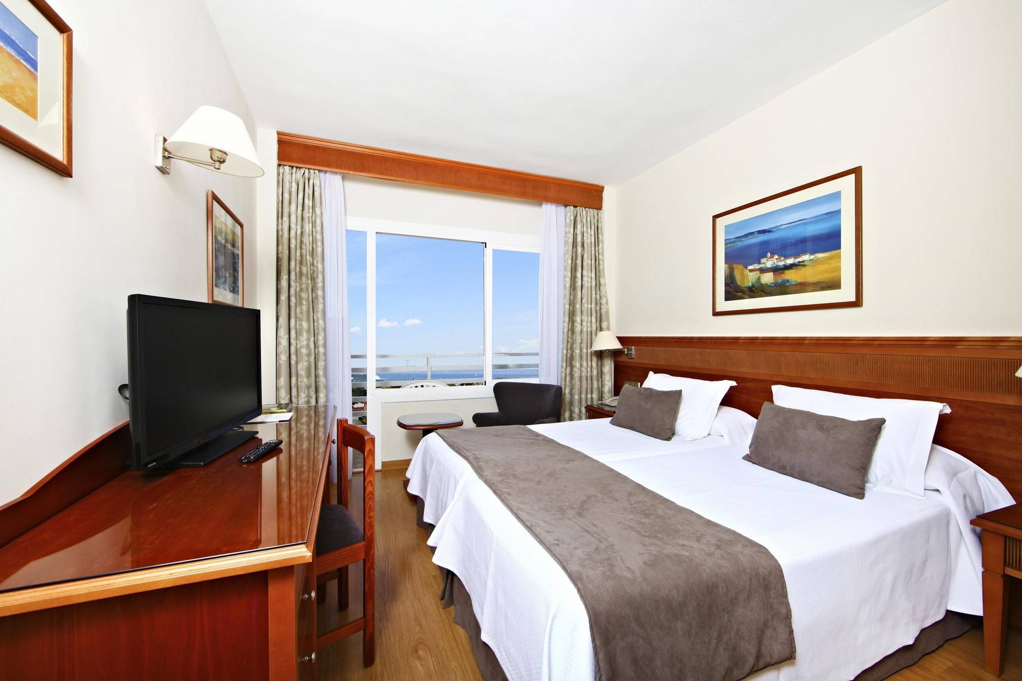 Hotel Dali Hotel *
