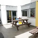 New Art Hostel - Albergue Juvenil
