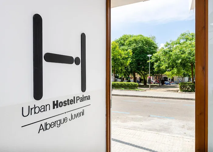 Urban Hostel Palma - Albergue Juvenil - Youth Hostel