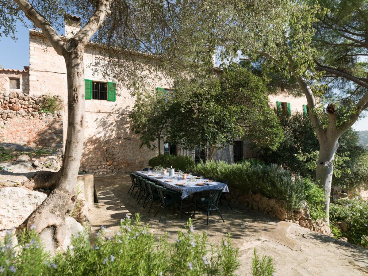 Holiday Finca Biniatzar Palma de Mallorca