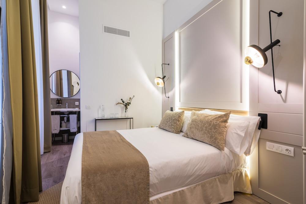 Icon Roseto Hotel 4*