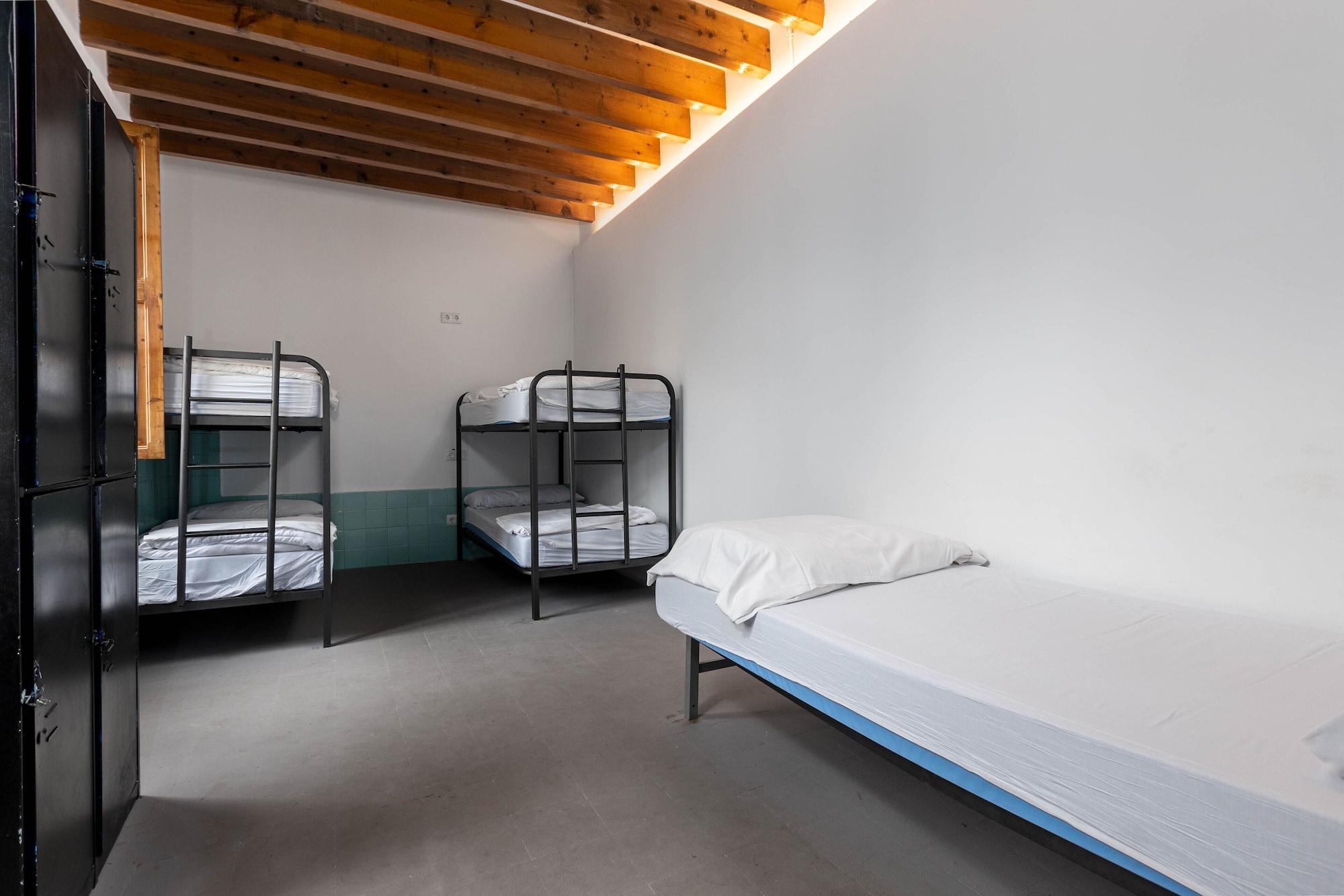 Hostel Urban *