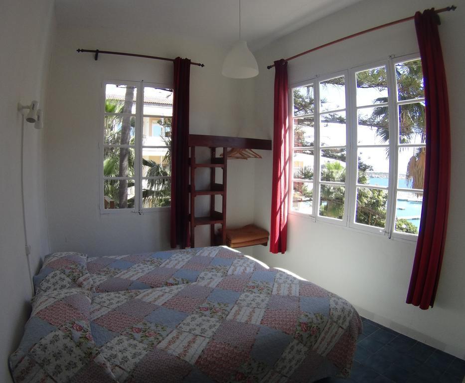 La Mimosa Guest house *