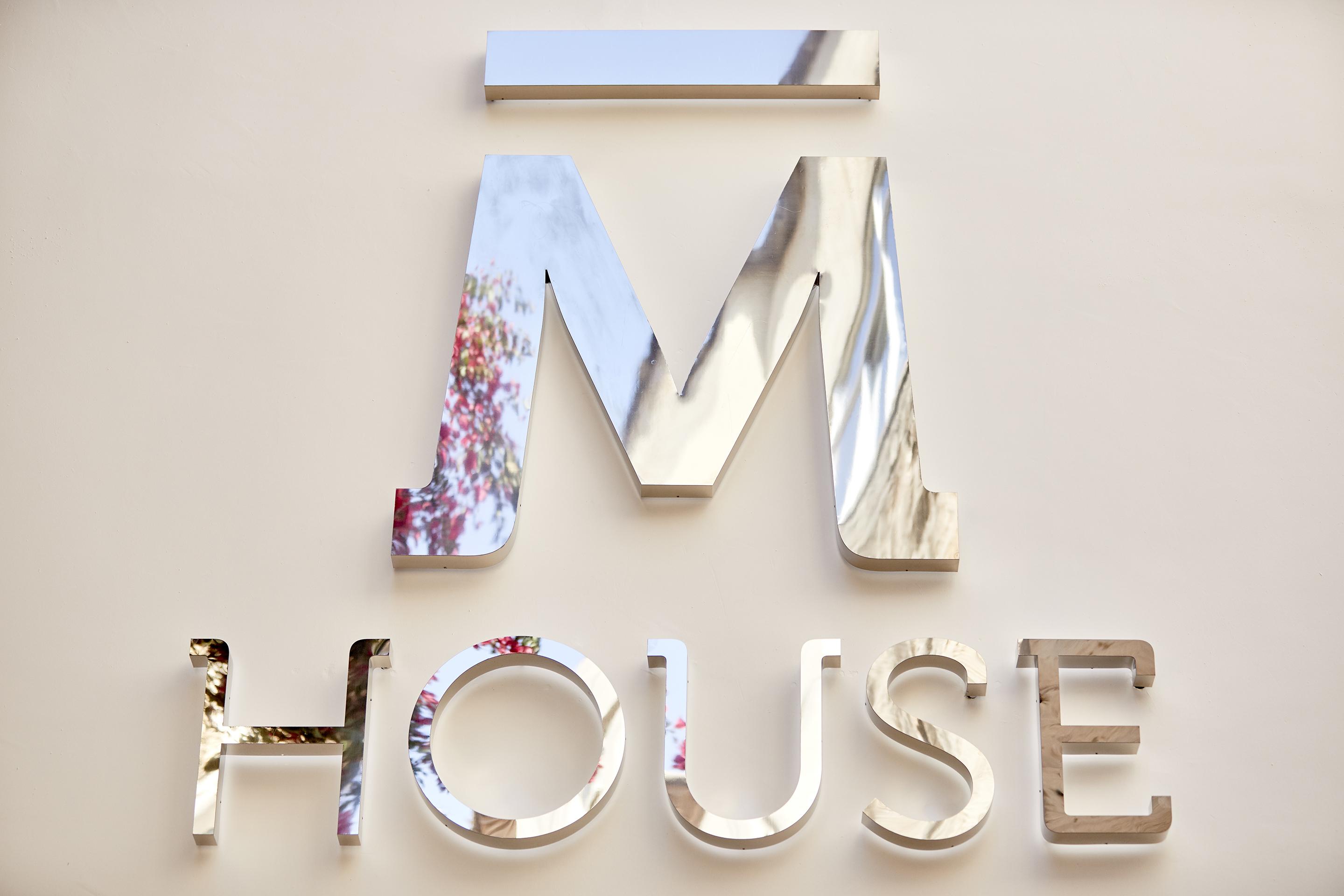 Mhouse Boutique 4*