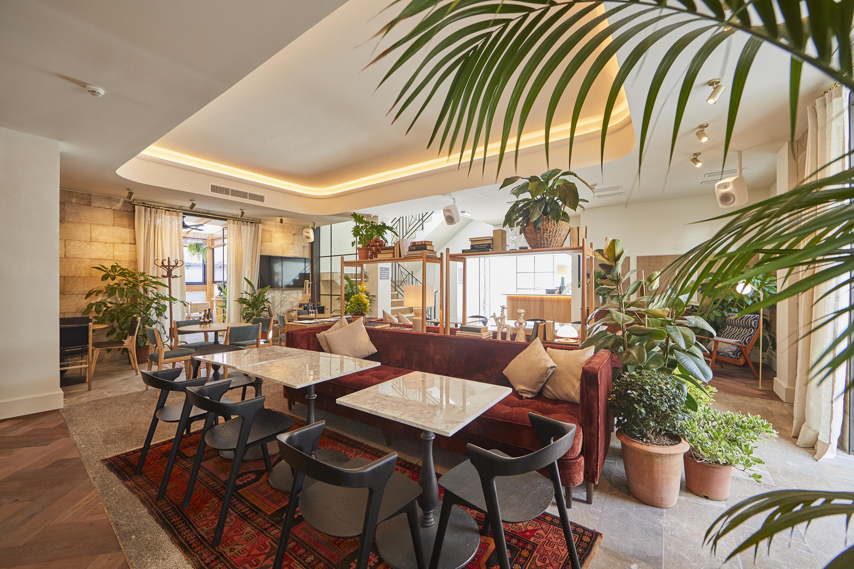 Mhouse Boutique 4*