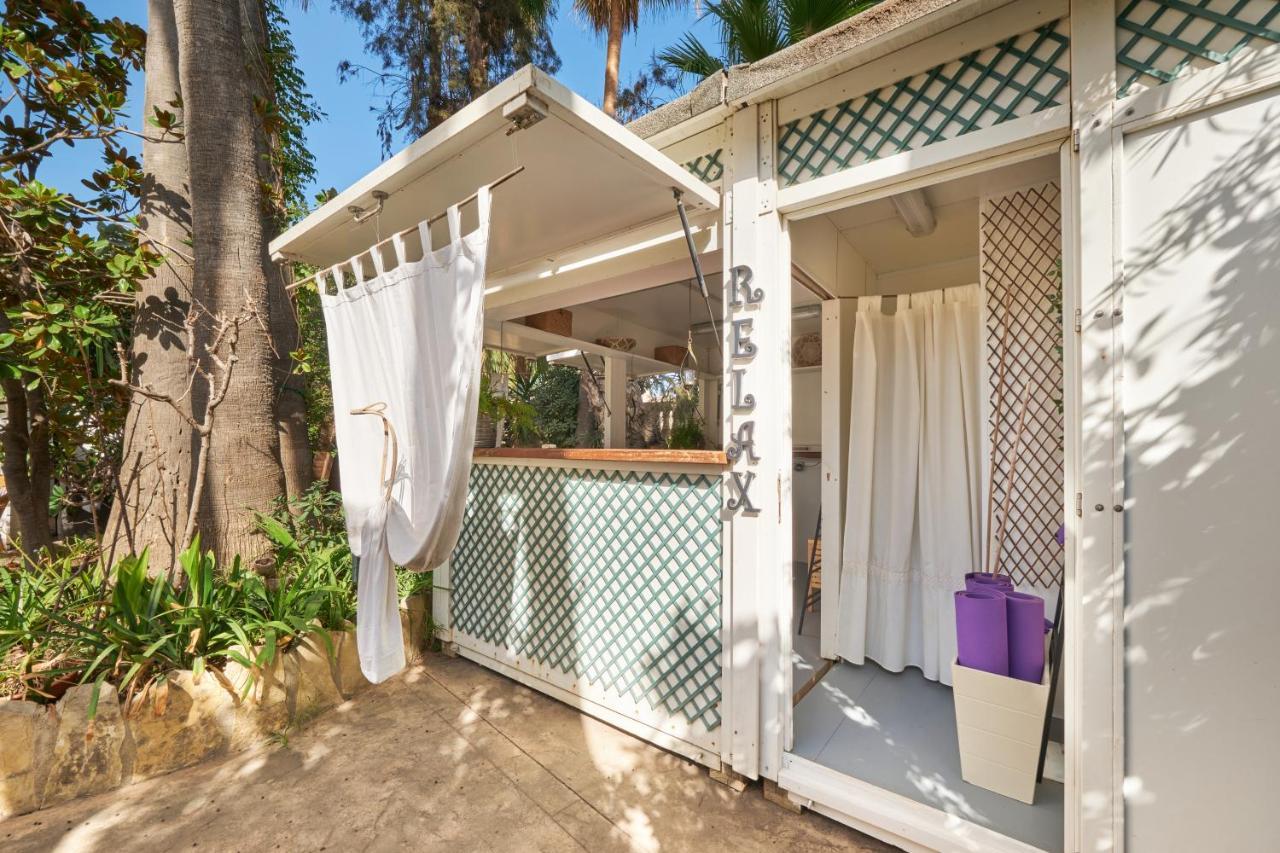 Ciutat Jardi Khách sạn 4*