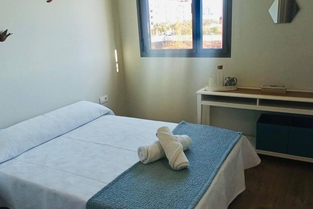 Excelente Habitacion Para Una Persona Con Bano Privado En Piso Compartido Con Una Familia * Palma de Mallorca