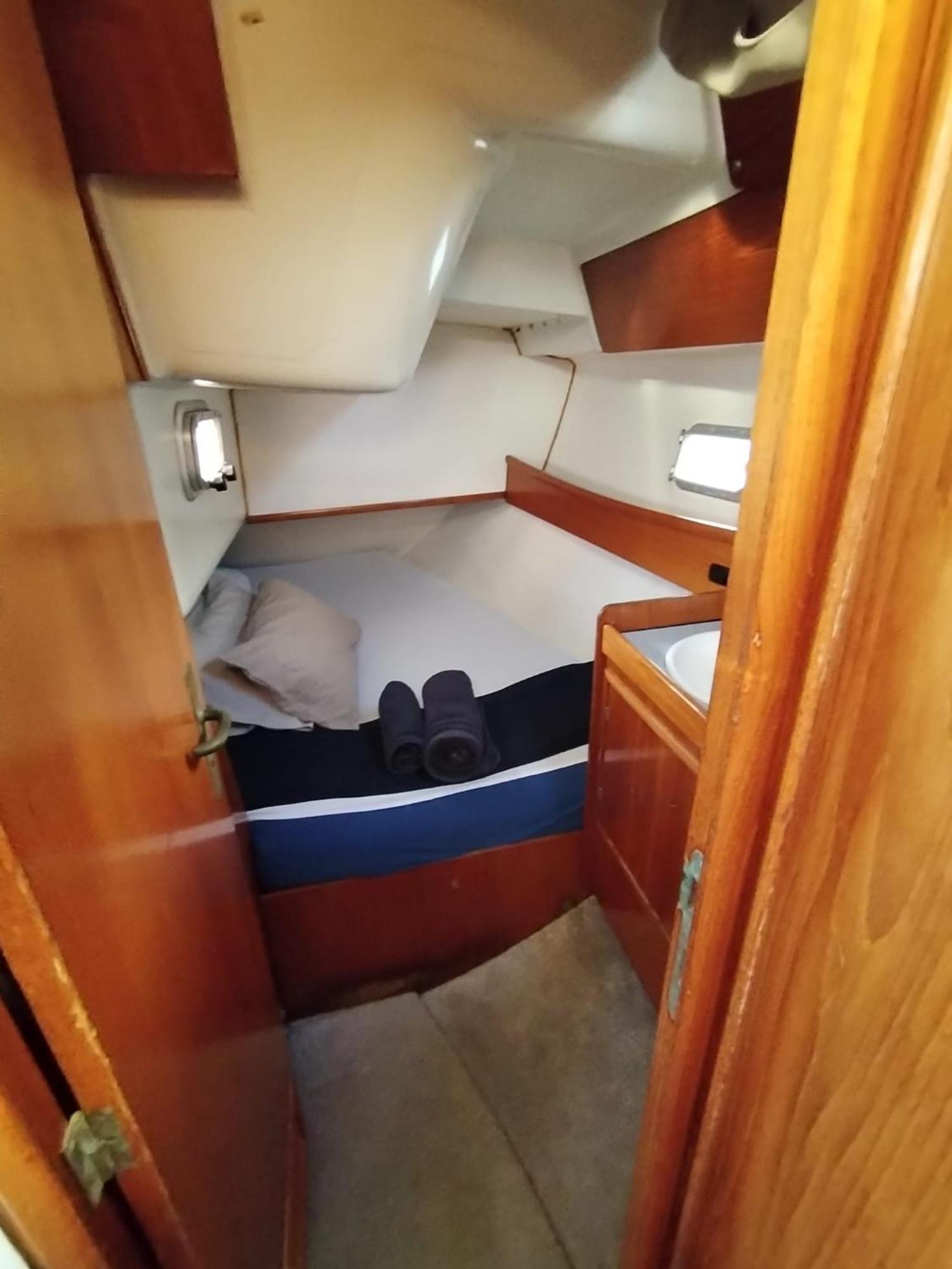 Velero Privado Botel