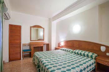 Guest house Apuntadores 8 2*