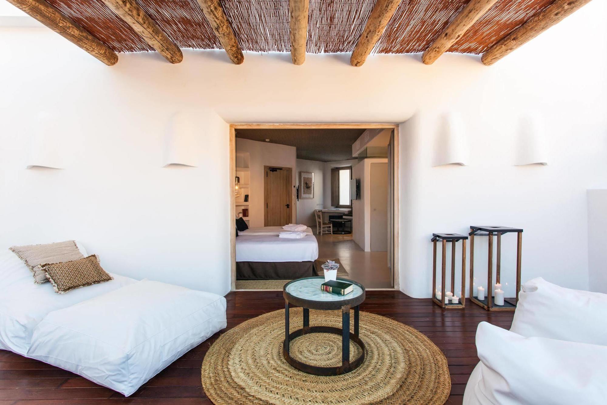 Hm Balanguera Khách sạn 4*