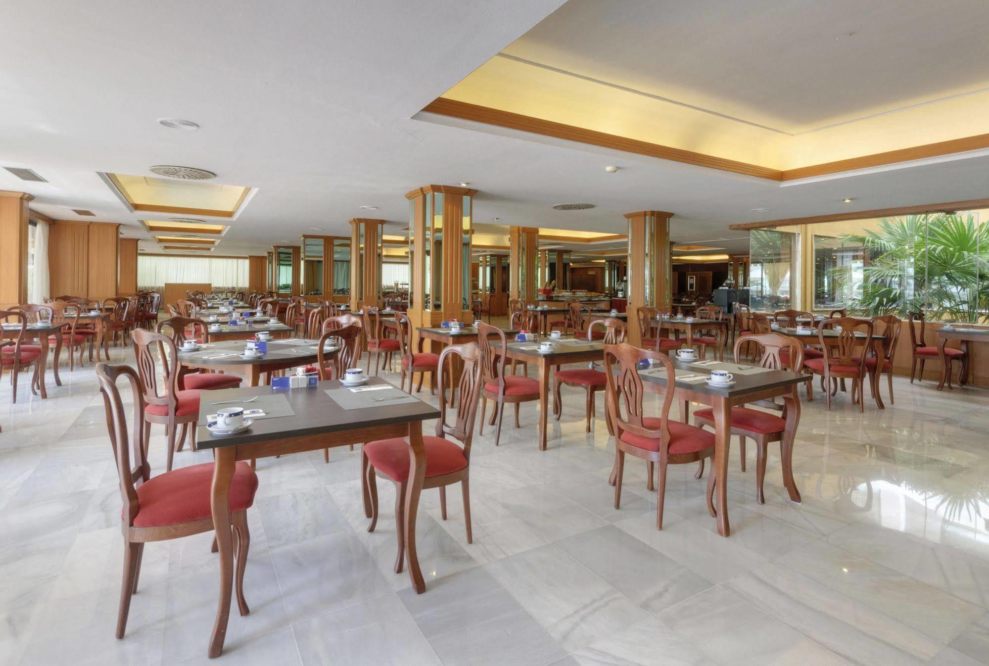 Khách sạn Bellver , Affiliated By Melia 4*