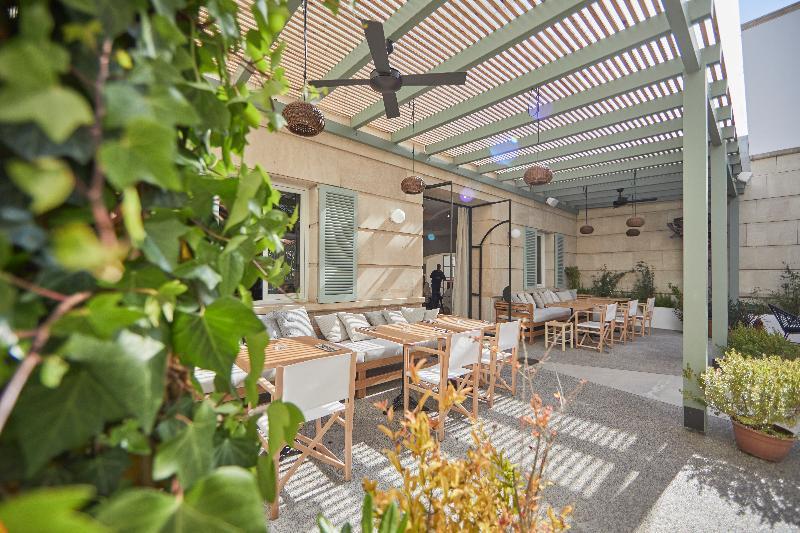 Mhouse Boutique 4*