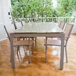 Houm Villa Plaza Arosa