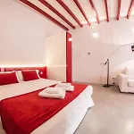 Lonja Suites Apartments