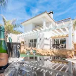 Delightful villa excellent located 130m to beach, 5km to airport, 4,5km to palma city centre