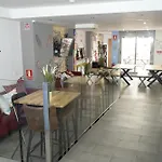 New Art Hostel - Albergue Juvenil