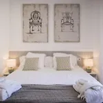 Residence By G Confraria De Sant Miquel 2