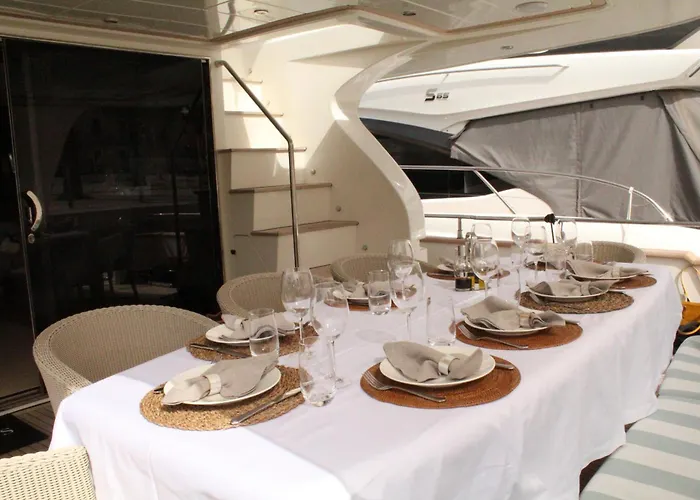 Essoess Boat - Five Star - Exclusive Use