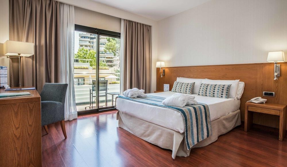 Khách sạn Isla Mallorca &