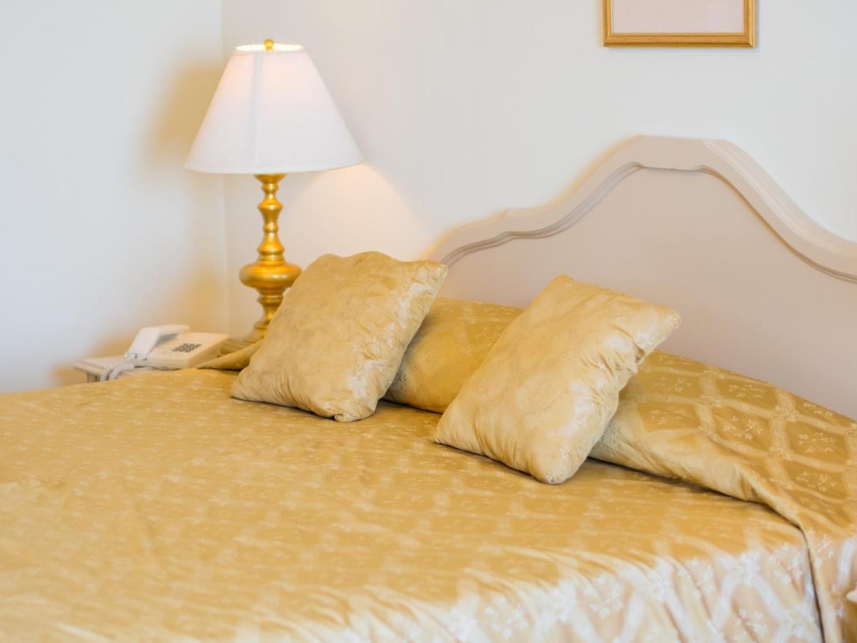 Luxury For 16 People With Seaview, Pool And Bbq Palma de Maiorca