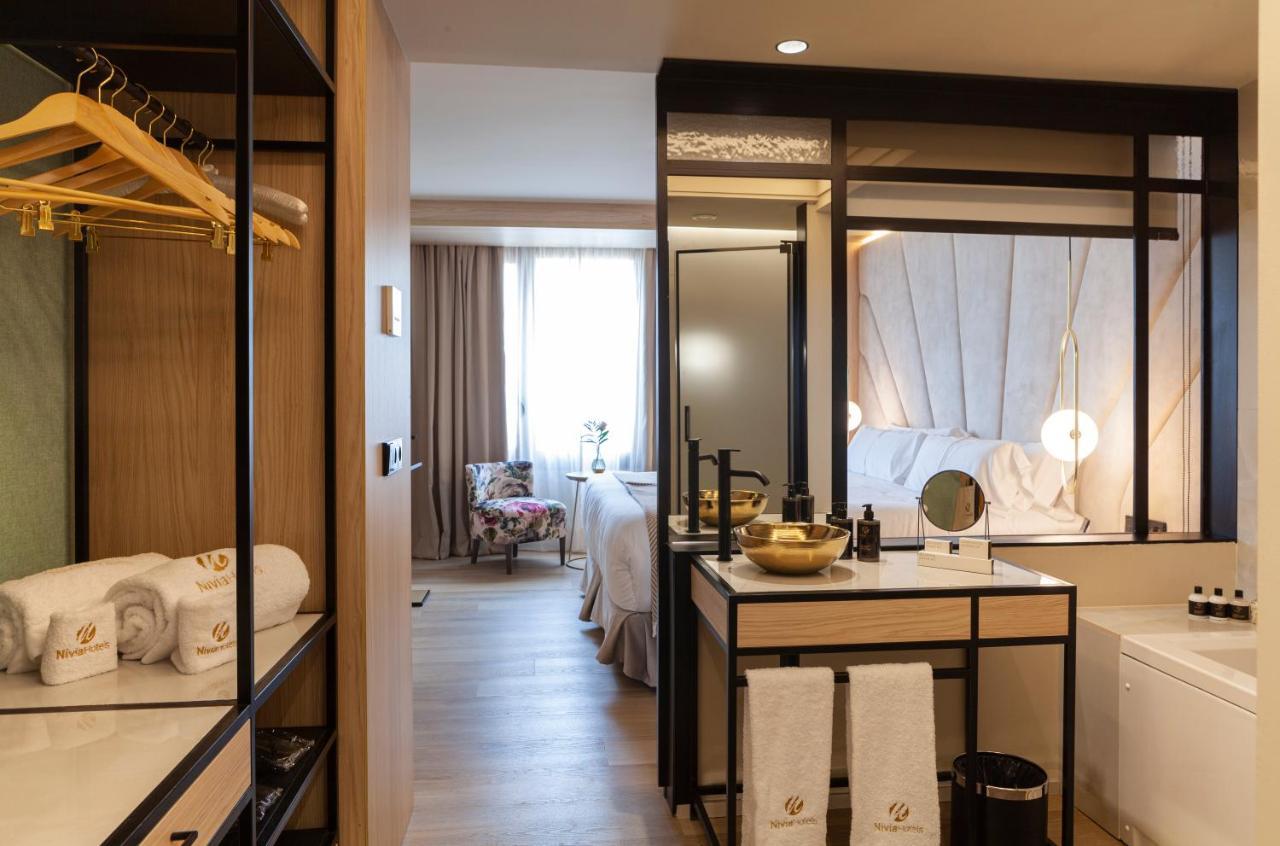 Nivia Born Boutique Khách sạn 5*