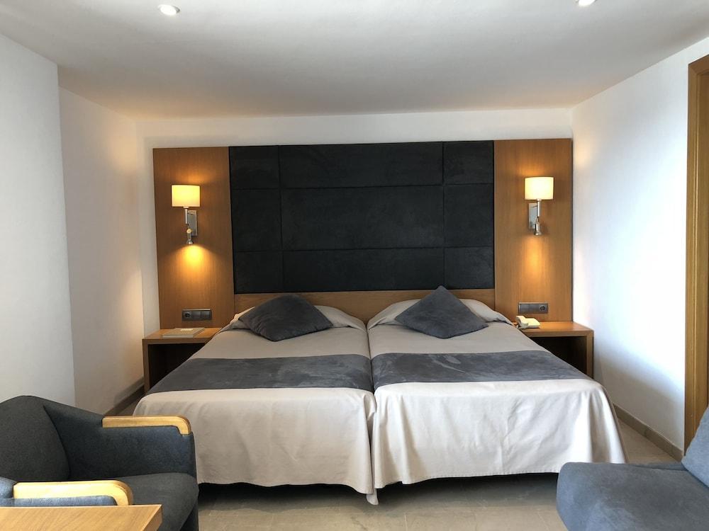Mirador Hotel 4*