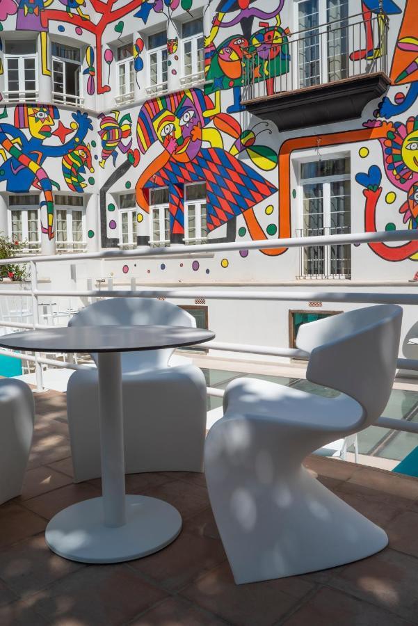 Artmadams Hotel 4*