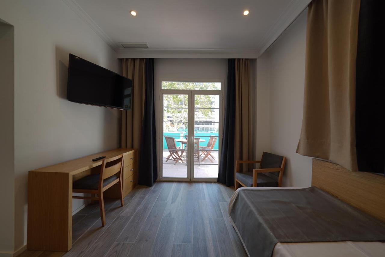 Artmadams Hotel 4*