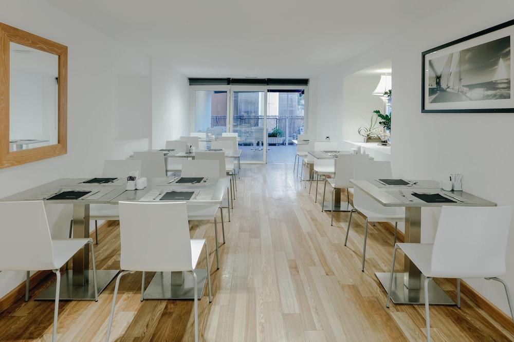 Hesperia Ciudad De Mallorca Khách sạn