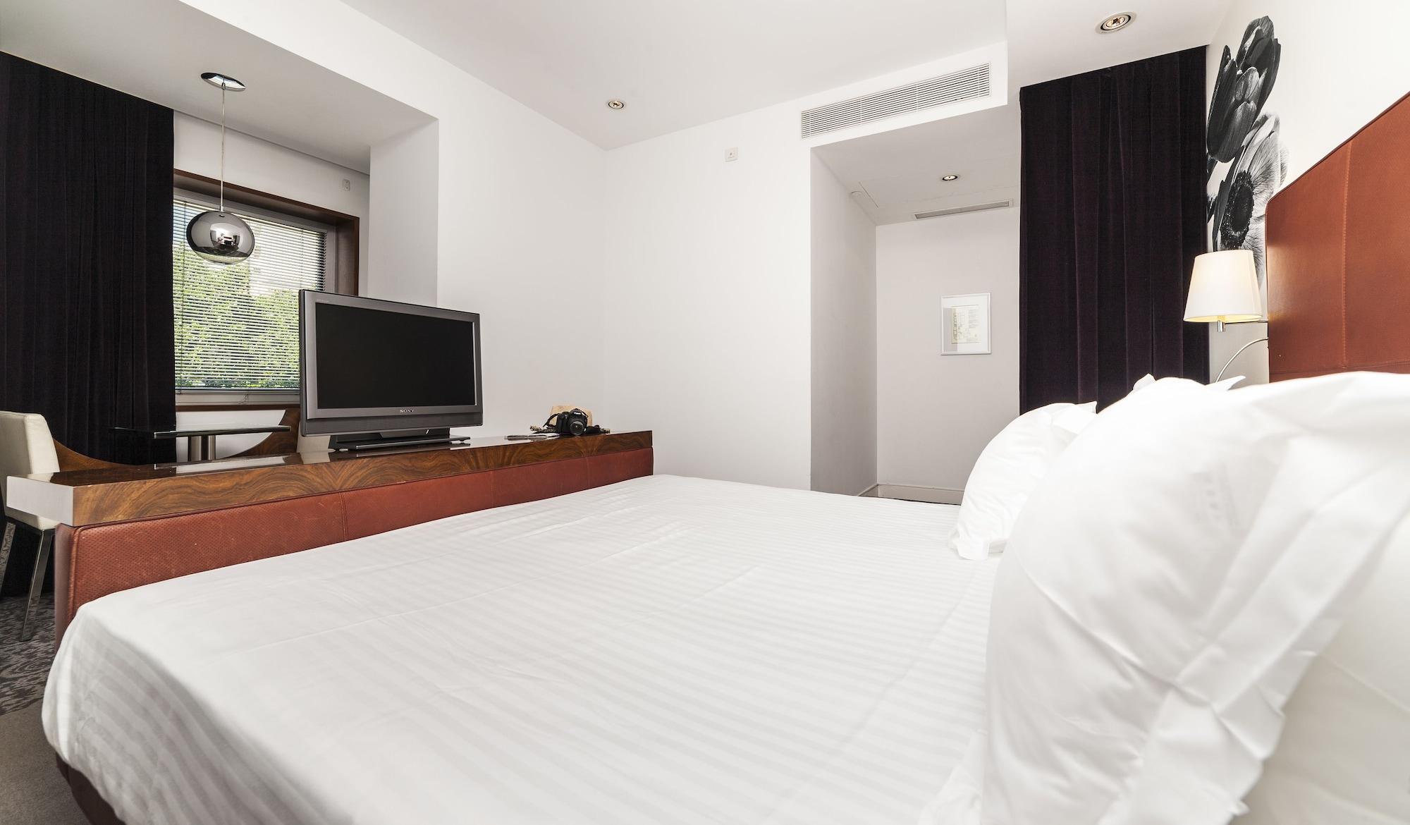 Palacio Avenida (adults Only) Hotel