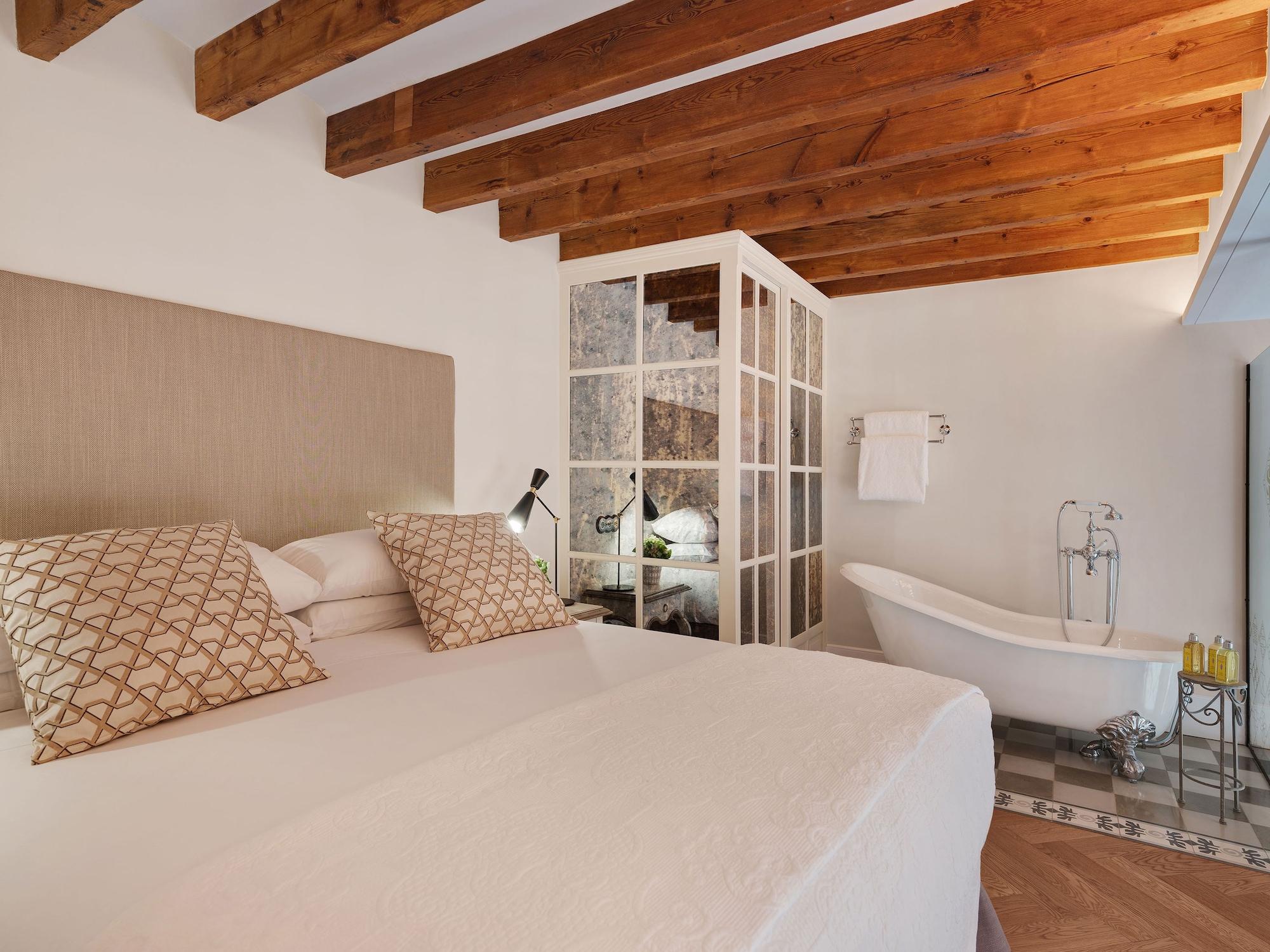 Hotel Gloria De Sant Jaume 5*