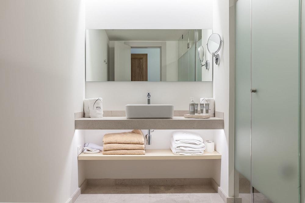 Khách sạn hẻo lánh Fil