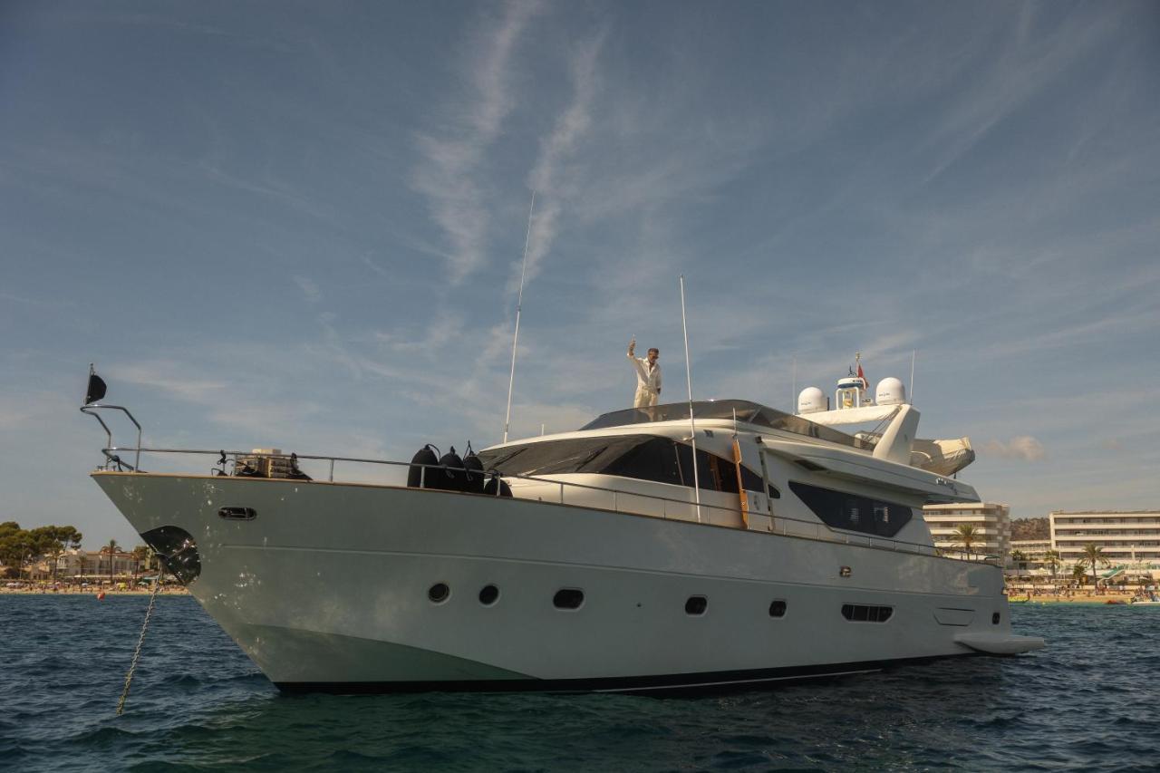 Essoess Boat - Five Star - Exclusive Use Palma de Mallorca