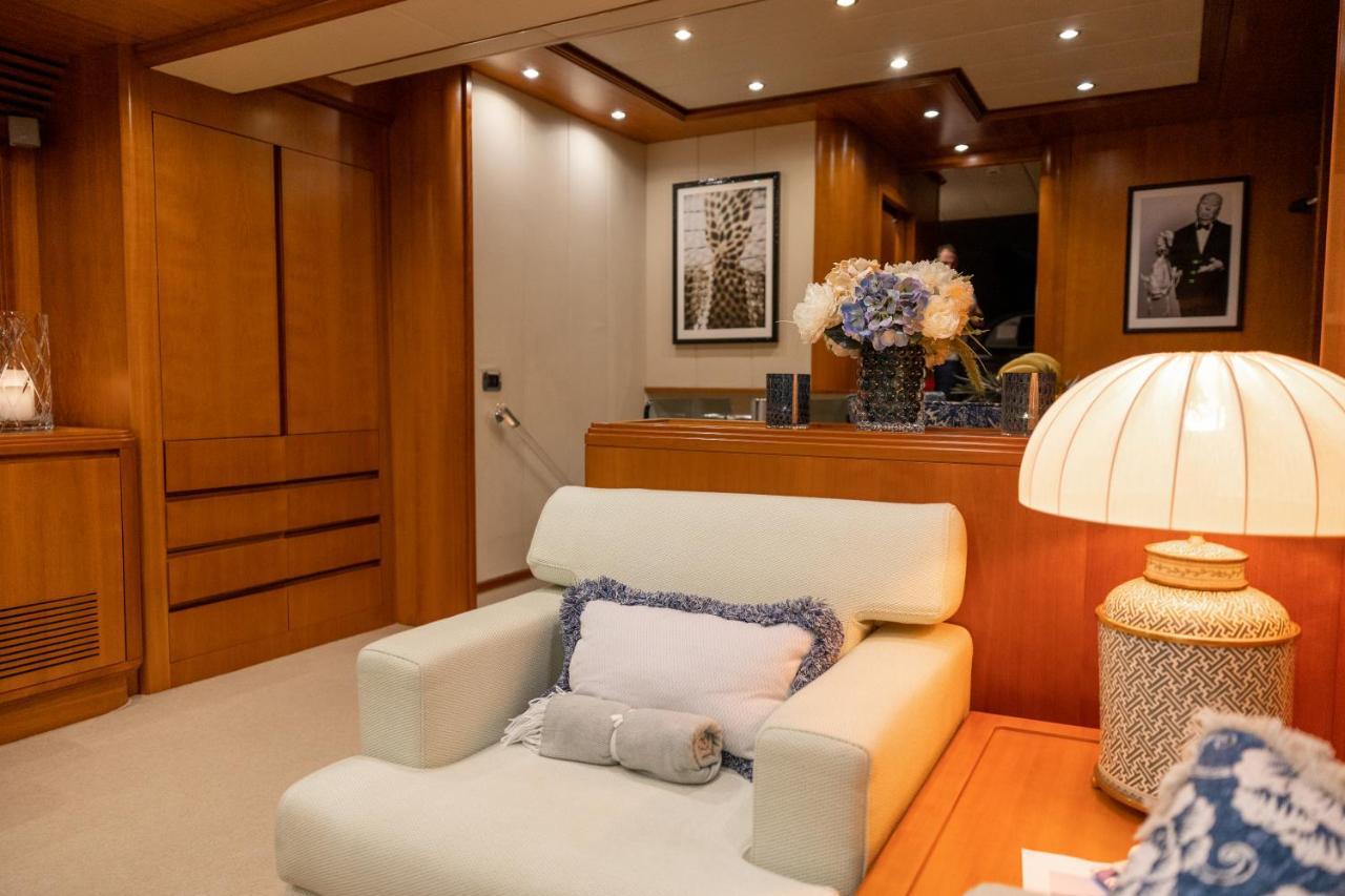 Essoess Boat - Five Star - Exclusive Use Palma de Mallorca