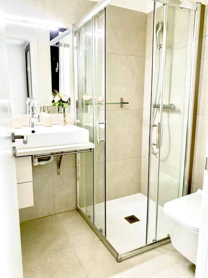 Aparthotel With 2-en Bedrooms