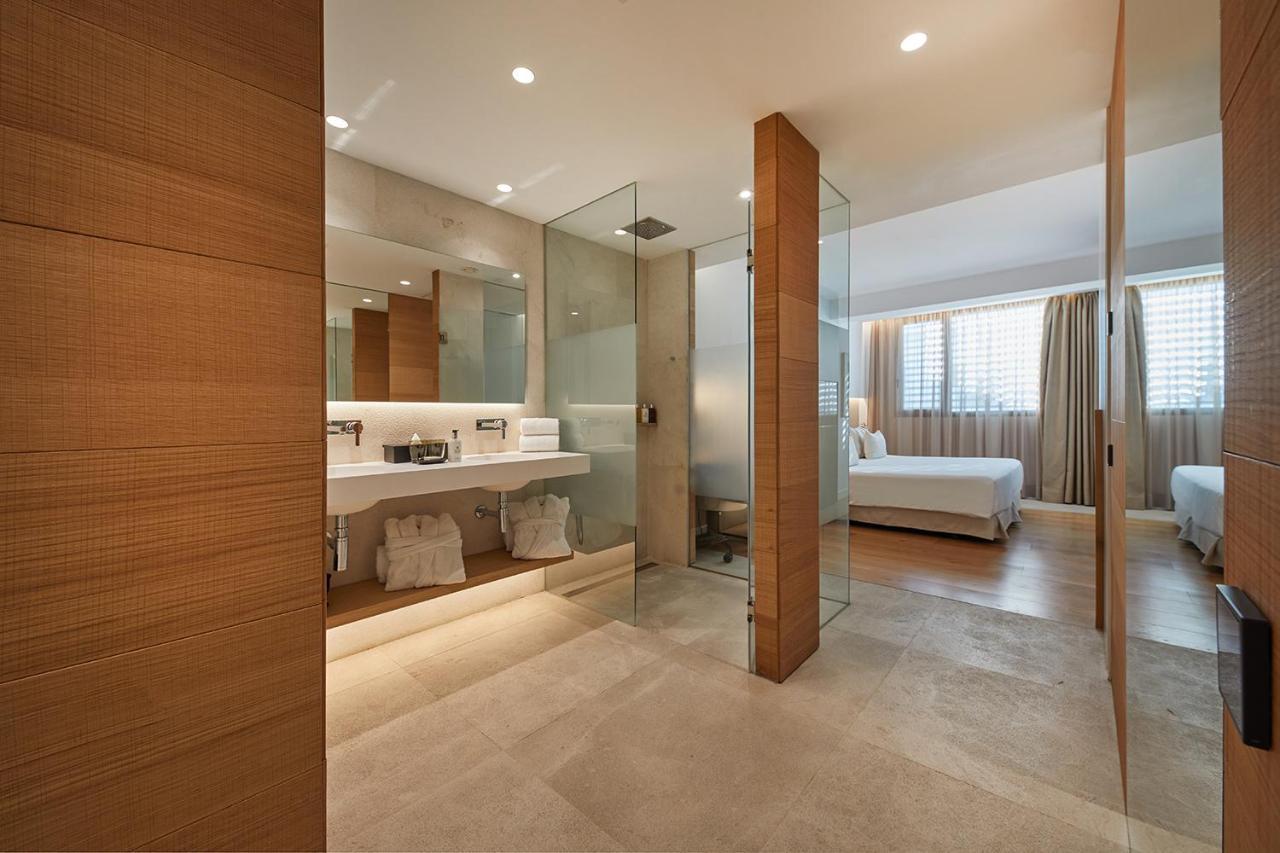 Nakar Khách sạn 4*