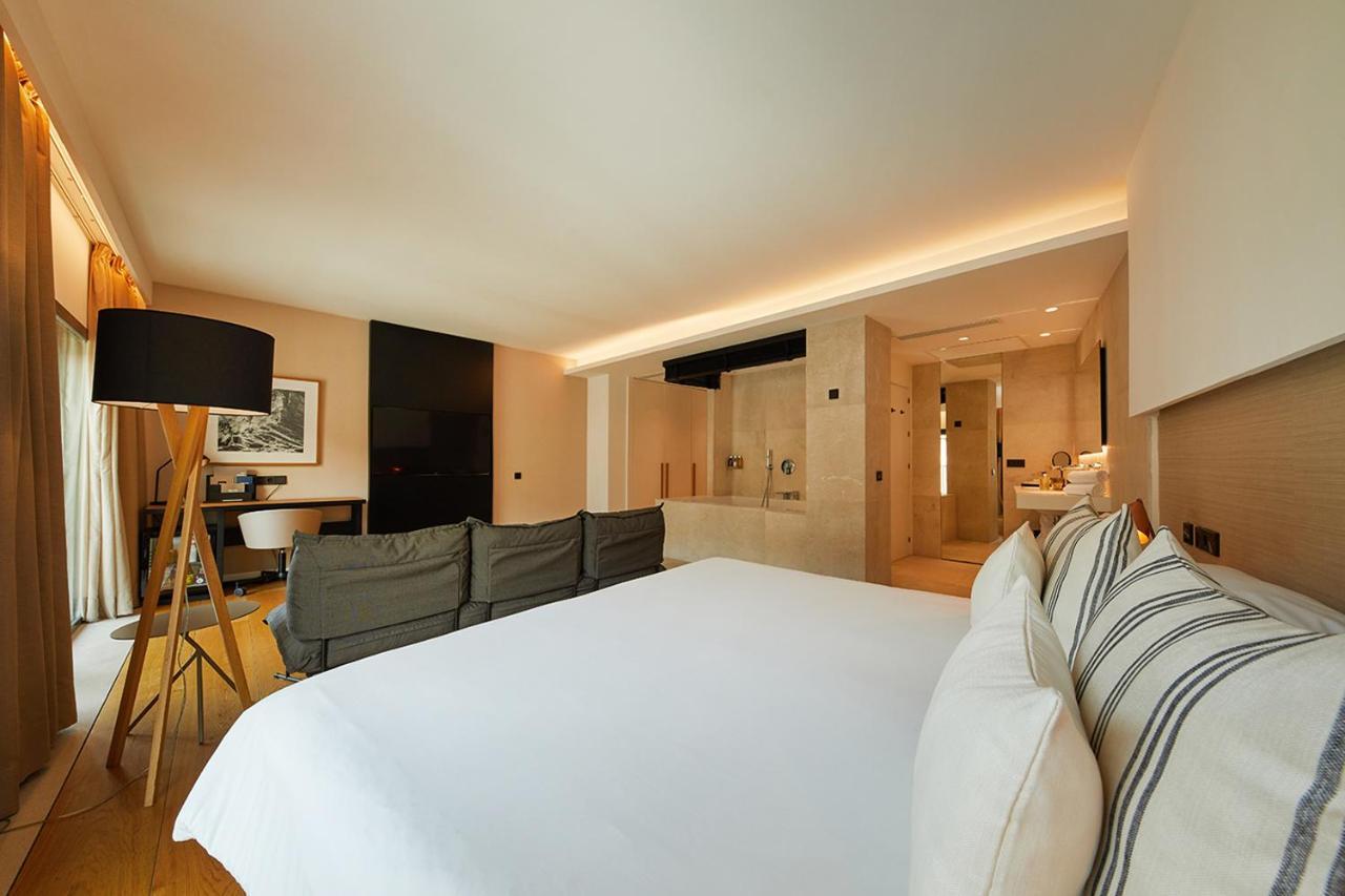 Khách sạn Nakar 4*