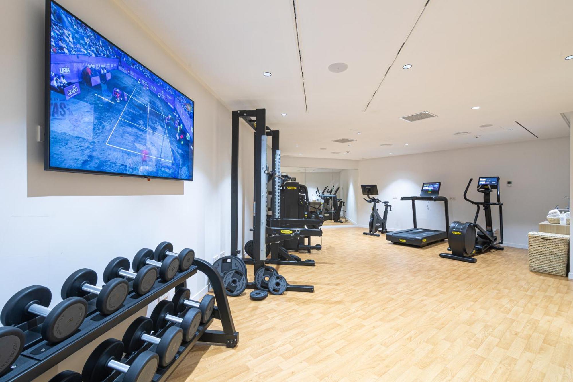 Hotel Js Plaza 4*