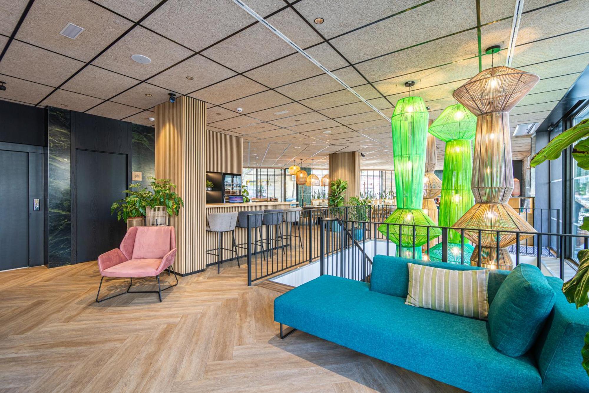 Hotel Js Plaza 4*