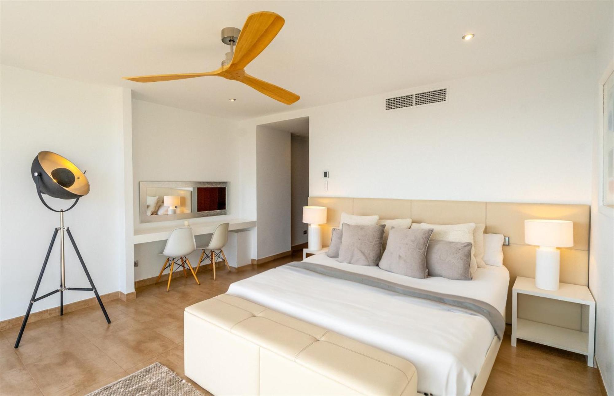 Bonita Con Vistas Espectaculares, Perfecto Familias Villa