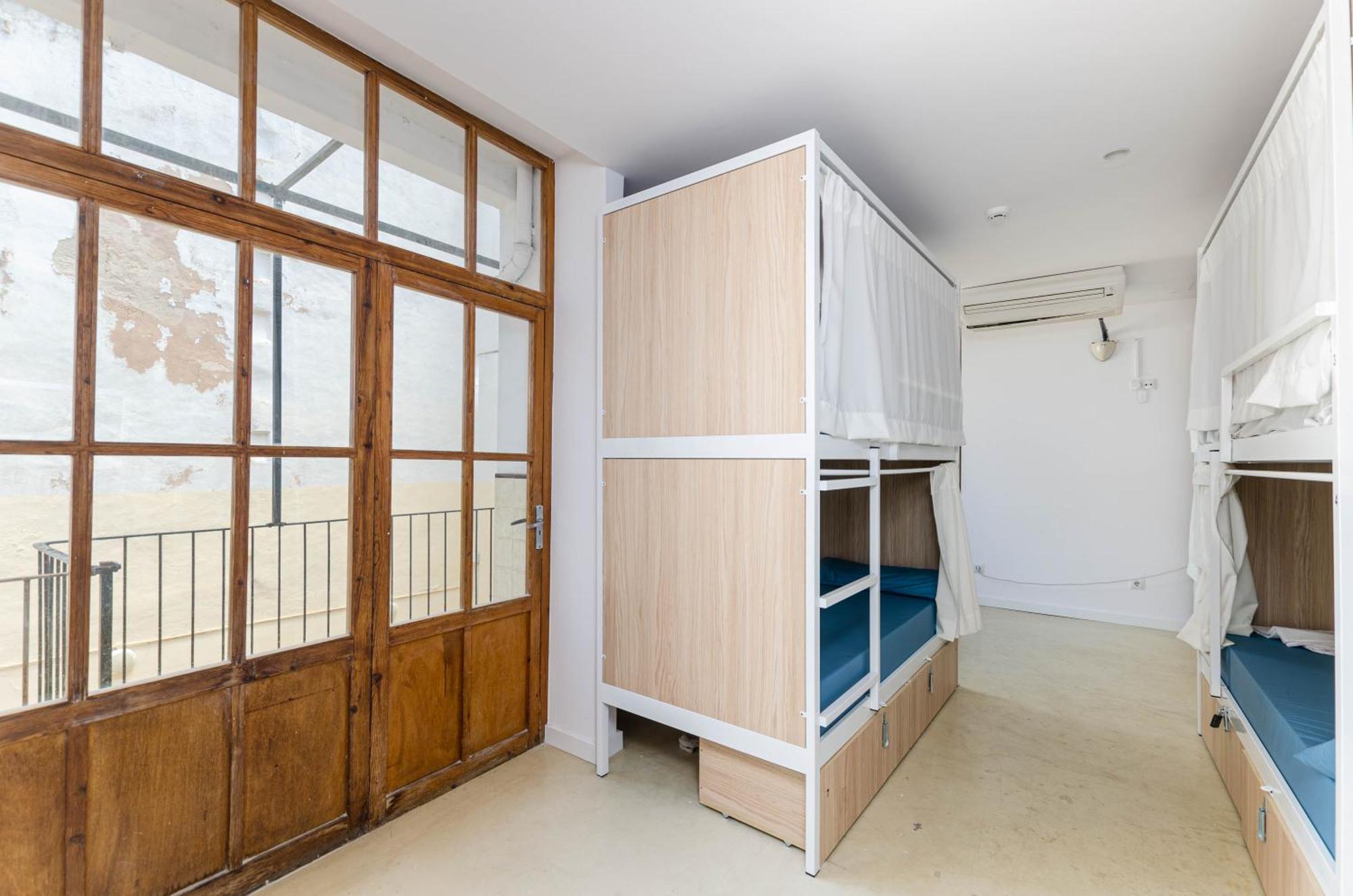 Urban Hostel