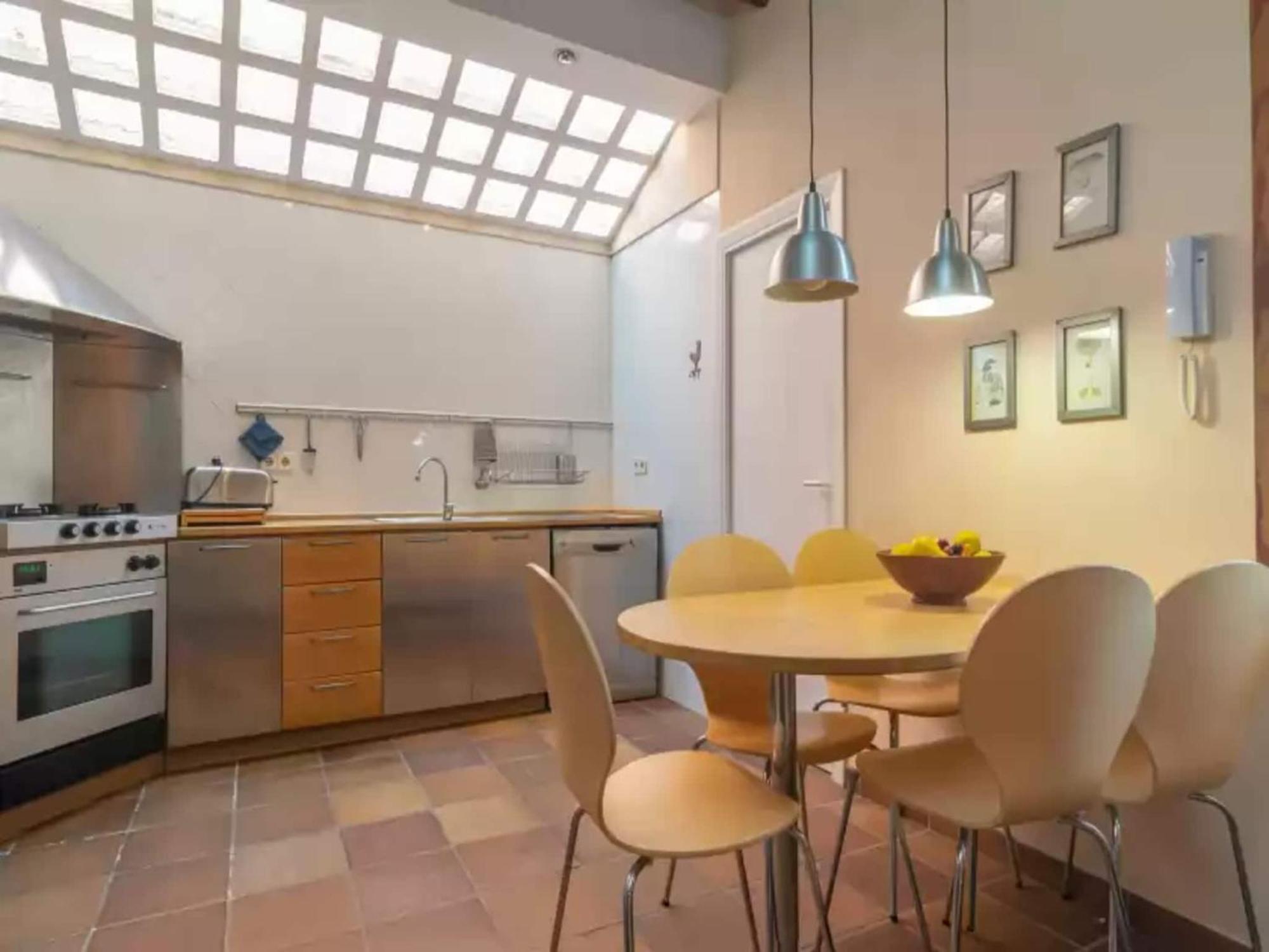 Beautiful With Balcony Chalet *