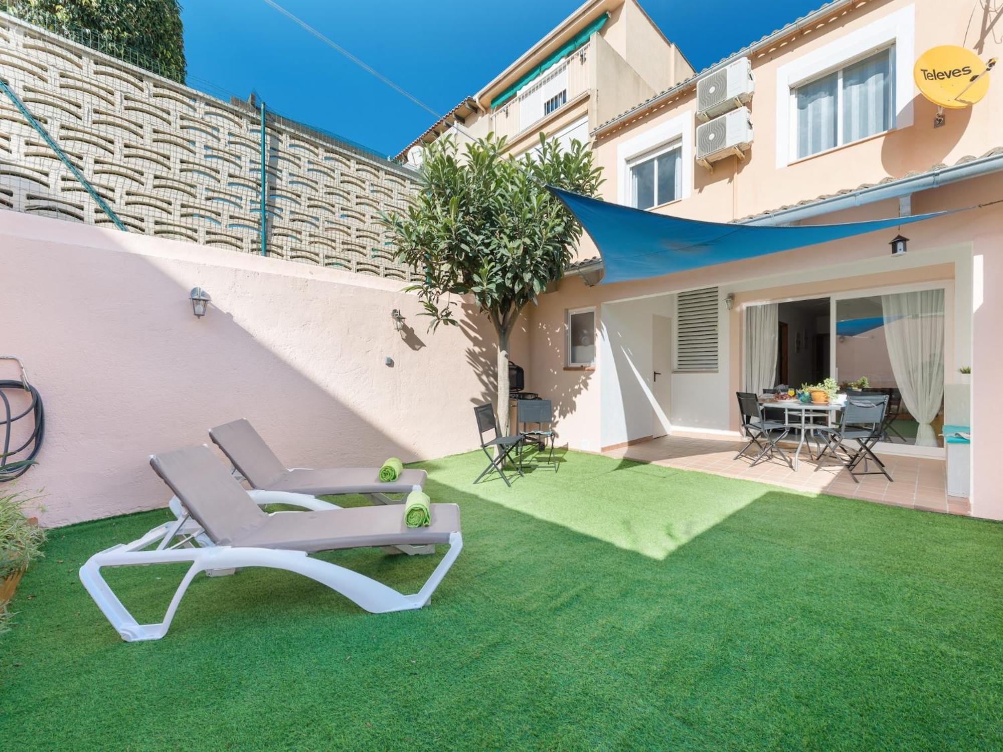 Otherworldly House In Palma de Mallorca
