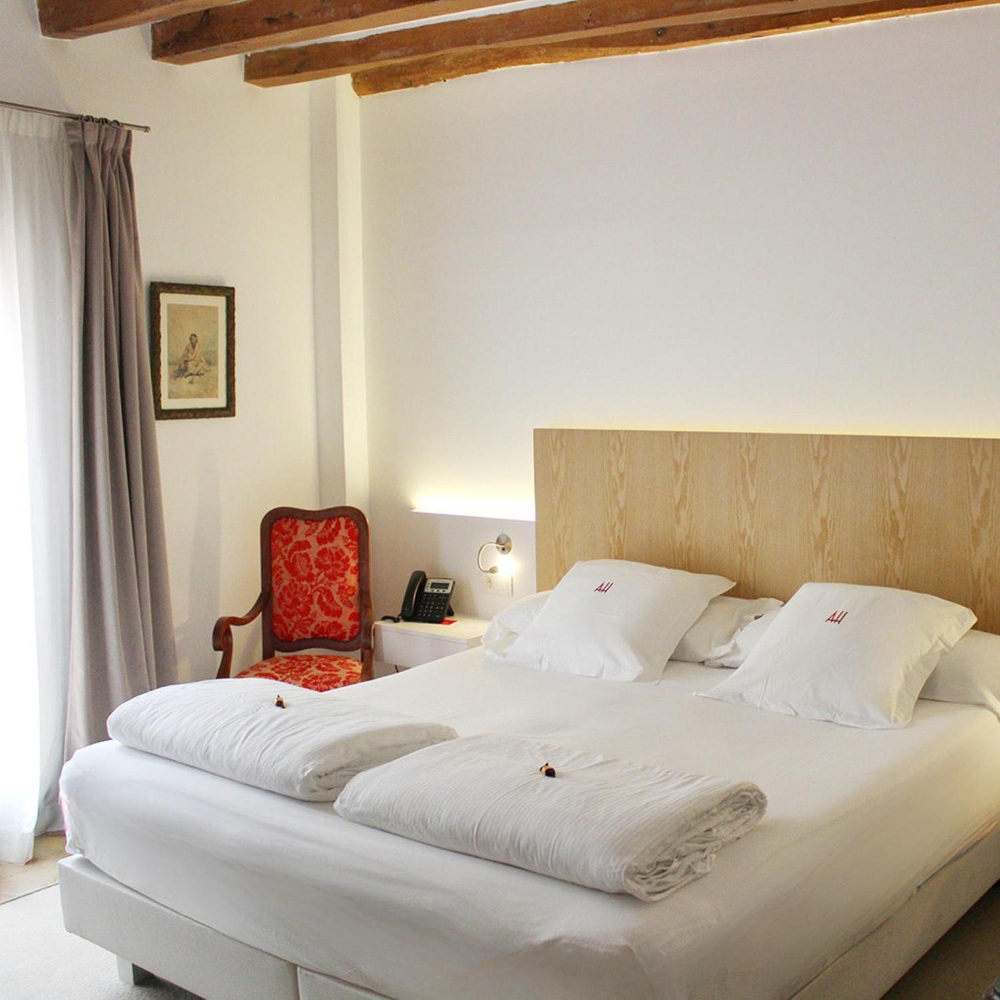 Hotel Ah Art 4*