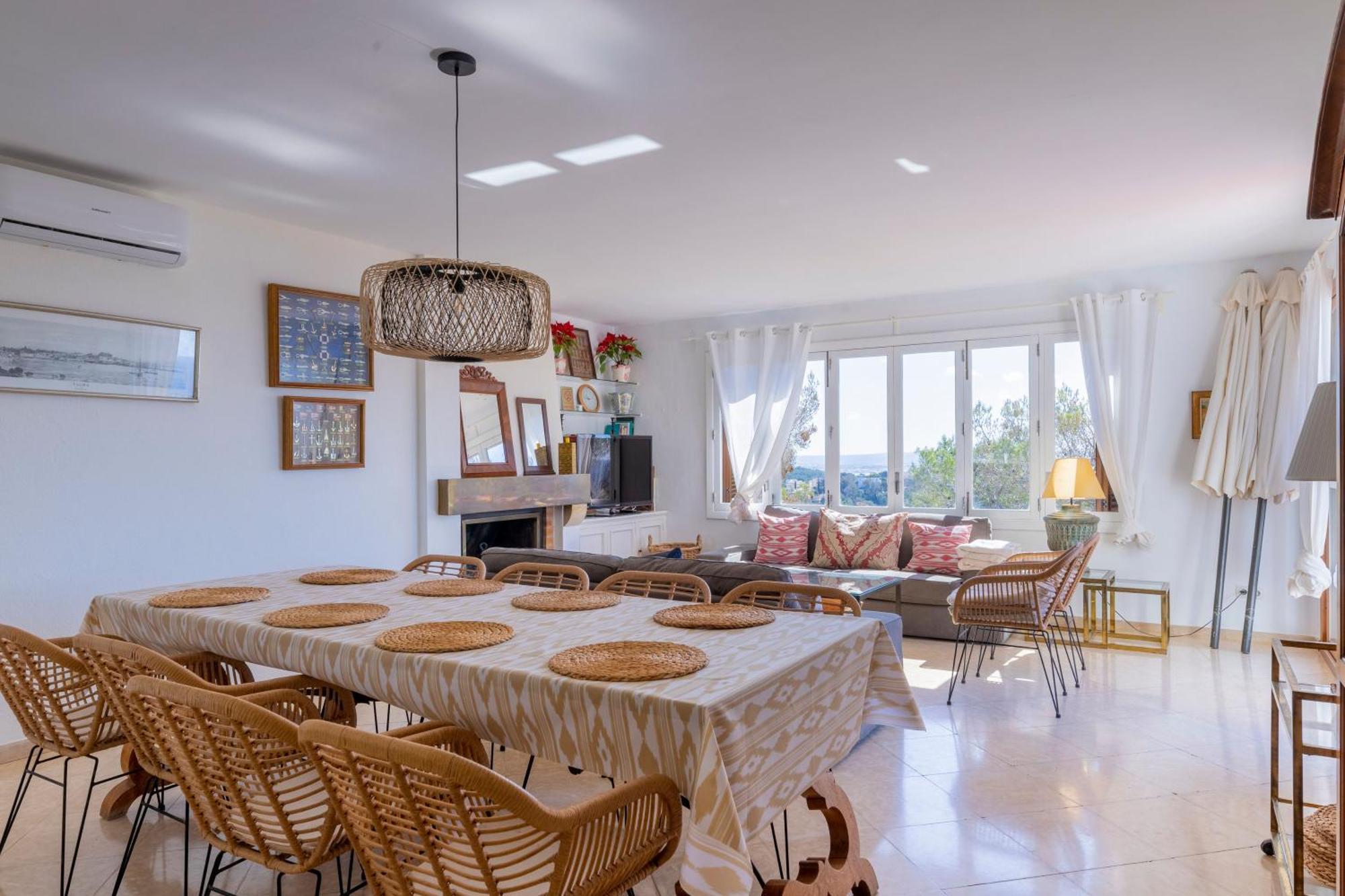 Big Nelma Villa *