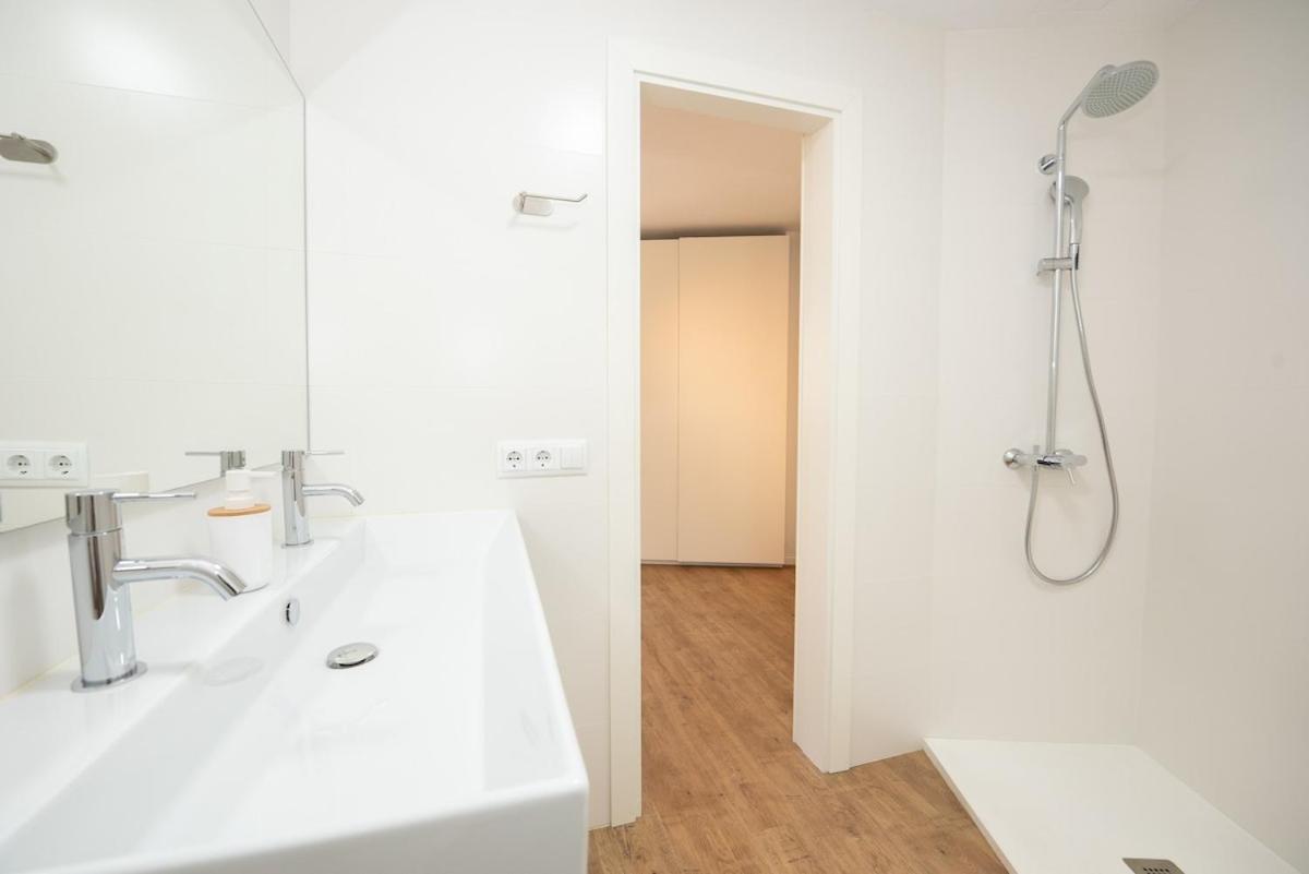 Santa Catalina Windmills 31 Days Optional Parking Apartment *