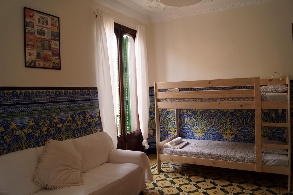 Pura Vida - Juvenil Hostel Palma de Mallorca