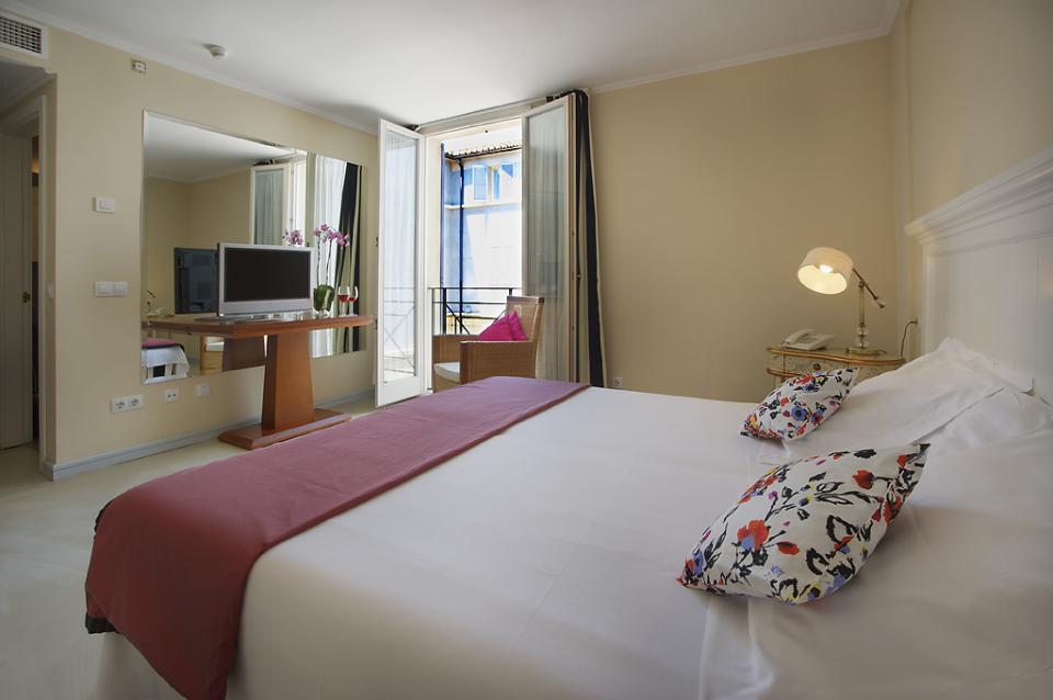 Mhouse Boutique Hotel 4*